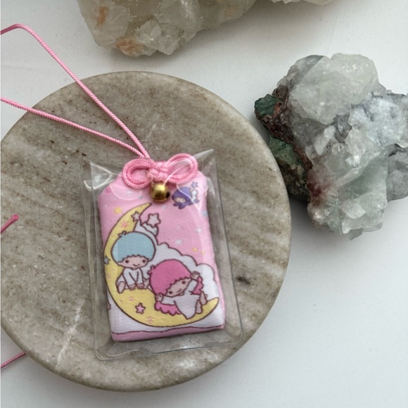 Little Twin Stars in the clouds woven Omamori - Picture 1 of 2